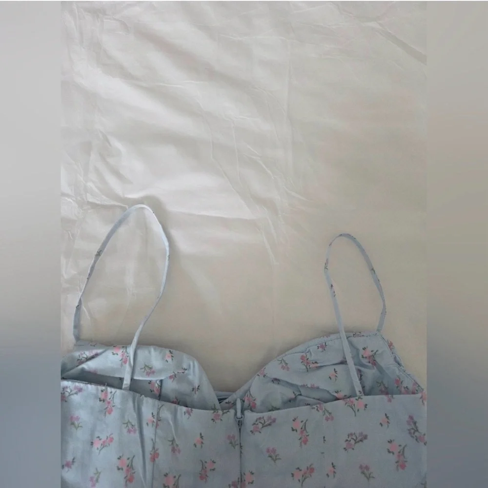 House of CB Light Blue Floral “ Carina” dress - Picture 9 of 10